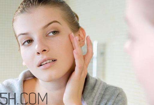 点痣前能不能化妆,点完痣后可以化妆吗