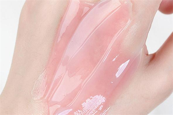 花斗木唇膜好用吗