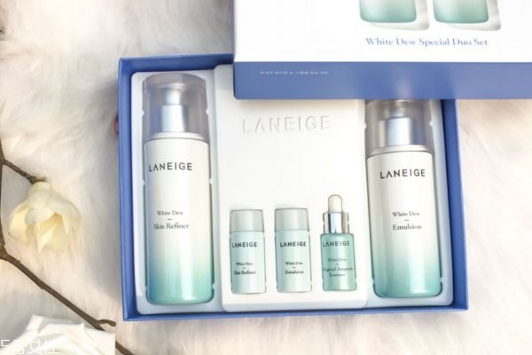 兰芝臻白净透水乳怎么样,兰芝臻白水乳好用吗 兰芝臻白净透水乳怎么样,兰芝臻白水乳好用吗