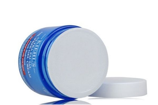 面霜和乳液有什么不同,面霜和乳液的区别及用法 面霜和乳液有什么不同,面霜和乳液的区别及用法