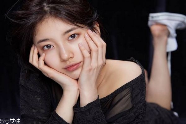 皮肤晒黑要注意什么,皮肤容易晒黑怎么办有什么好办法吗 皮肤晒黑要注意什么,皮肤容易晒黑怎么办有什么好办法吗