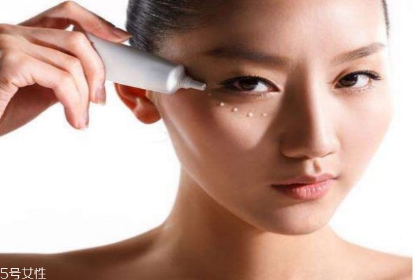 怎样挑选适合自己的眼霜,教大家怎么正确的挑选眼霜