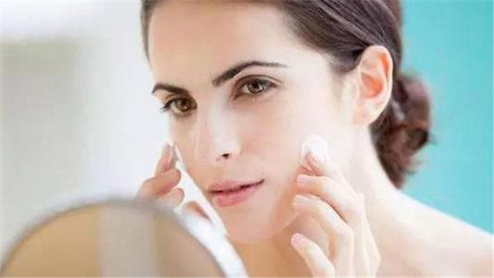 正确的补水方法,补水的方法是什么 正确的补水方法,补水的方法是什么