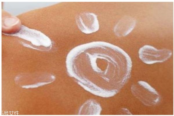 为什么皮肤会有脱皮怎么办,皮肤一直脱皮的原因