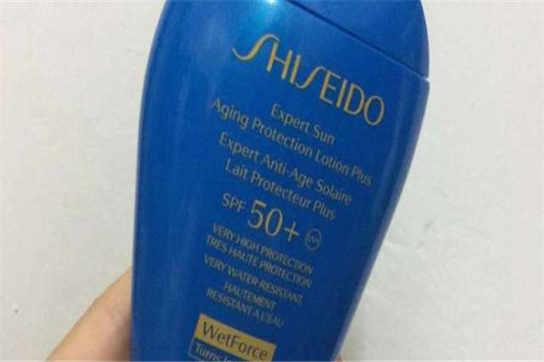 防晒霜辣眼睛怎么办,防晒霜辣眼睛是怎么回事