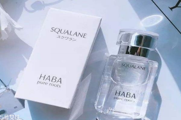 护肤品里面的油脂是什么成分,护肤品油脂调理成分是什么意思 护肤品里面的油脂是什么成分,护肤品油脂调理成分是什么意思