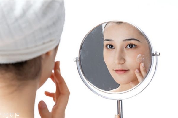 护肤品使用顺序步骤,正确的护肤使用顺序