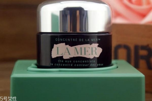 过期的眼霜有什么用途,过期眼霜可以做什么用