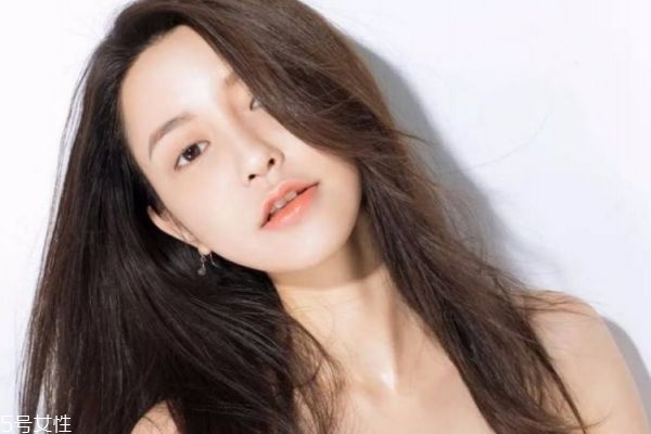 额头痘痘去除小窍门,痘痘去除小窍门