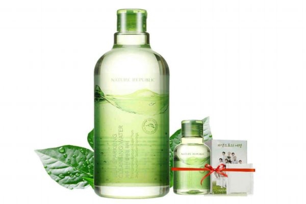 洁肤水就是卸妆水吗,正常护肤用卸妆水吗