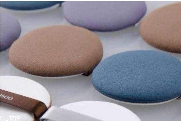 气垫粉扑正确的清洗方法,怎样洗气垫粉扑最干净