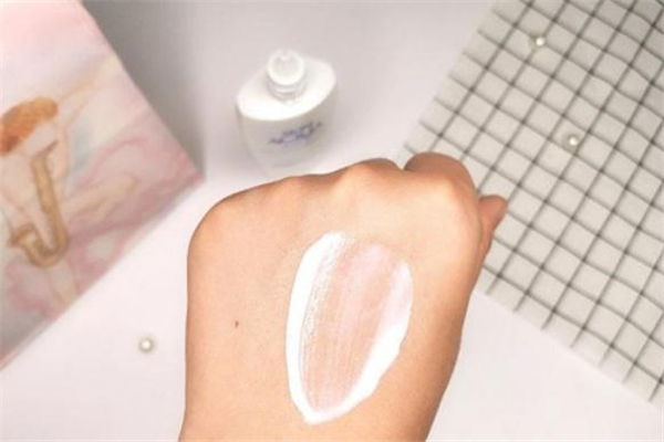 曼秀雷敦小金帽防晒测评,曼秀雷敦小金帽防晒怎么样 曼秀雷敦小金帽防晒测评,曼秀雷敦小金帽防晒怎么样