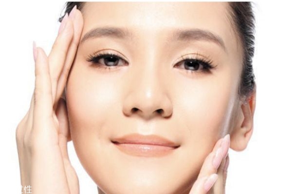 用了烟酰胺反而变黑了,烟酰胺用了之后反而变黑