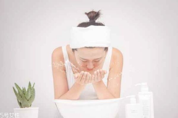 如何提升皮肤紧致,怎么让皮肤紧致