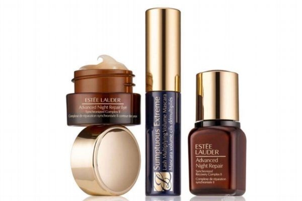 眼部精华有必要用吗,精华需要避开眼部吗 眼部精华有必要用吗,精华需要避开眼部吗