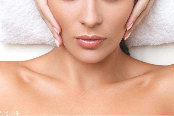 闭口会慢慢自己消失吗用盐水洗脸,青春期闭口会慢慢自己消失吗