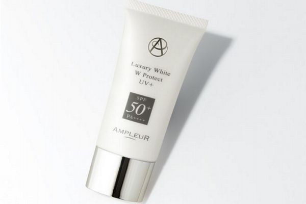 哪个防晒霜不含二苯酮,大牌防晒霜也含二苯酮