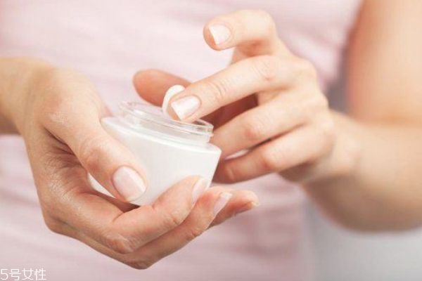 化妆品添加剂有哪些,化妆品中的添加剂 化妆品添加剂有哪些,化妆品中的添加剂