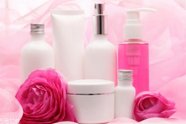最好用的沐浴露排行榜前十名,哪个牌子的沐浴露好用 最好用的沐浴露排行榜前十名,哪个牌子的沐浴露好用