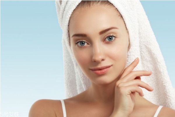 擦脸的正确步骤顺序,擦脸的顺序应该是怎样的 擦脸的正确步骤顺序,擦脸的顺序应该是怎样的