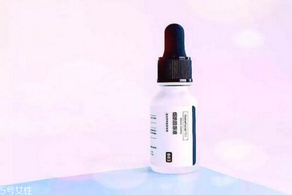 烟酰胺原液好用吗,烟酰胺原液对皮肤的作用有危害吗