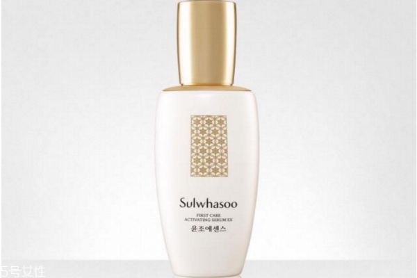 雪花秀先用润燥精华还是先用水,先用润燥精华还是先用水