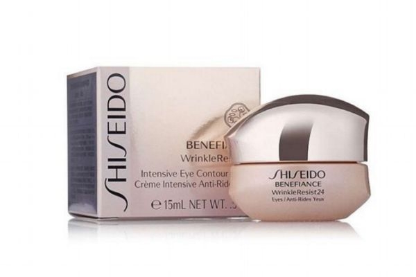 使用眼霜的注意事项,使用眼霜的正确方法 使用眼霜的注意事项,使用眼霜的正确方法