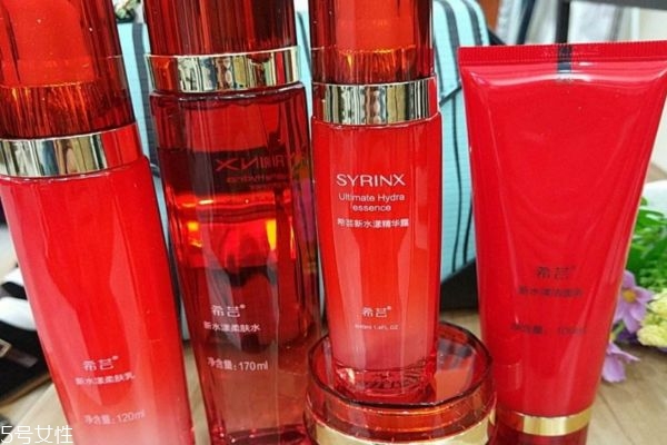 珀莱雅水漾芯肌系列,纪梵希水漾活源柔肤水