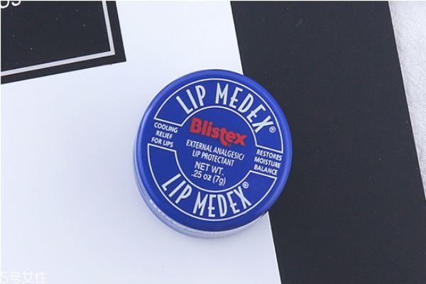 润唇膏可以增长睫毛吗 什么时候用,润唇膏可以让睫毛变长吗