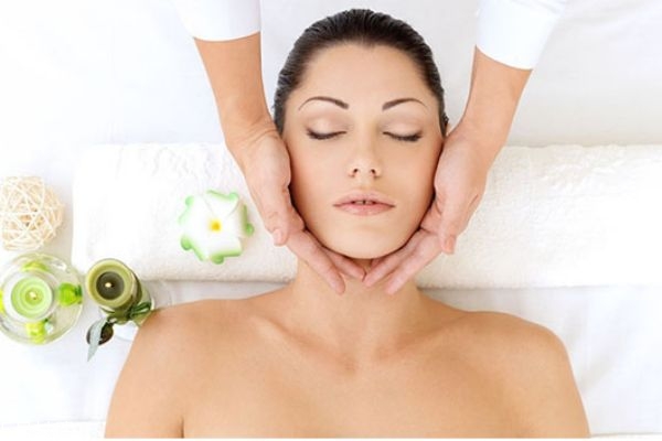 睡眠面膜搓泥的原因,用完睡眠面膜脸上搓泥