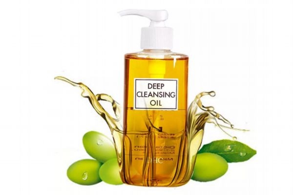 卸妆油如何使用,卸妆油怎么用正确使用