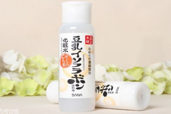 水凝露和乳液可以一起用吗,乳液和凝露先用哪个