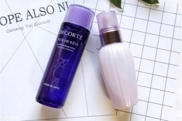 痘痘肌水乳套装推荐,痘痘肌用什么水乳比较好