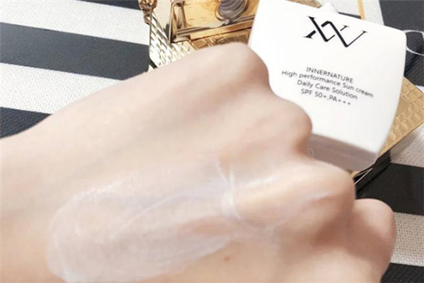 vn铂金包防晒霜怎么样,韩国vn防晒霜怎么样
