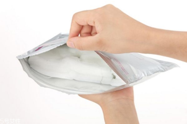 露露伦面膜使用方法