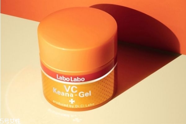 油皮毛孔大用什么水乳用娇韵诗哪款,油皮毛孔大用什么水乳雅诗兰黛 油皮毛孔大用什么水乳用娇韵诗哪款,油皮毛孔大用什么水乳雅诗兰黛