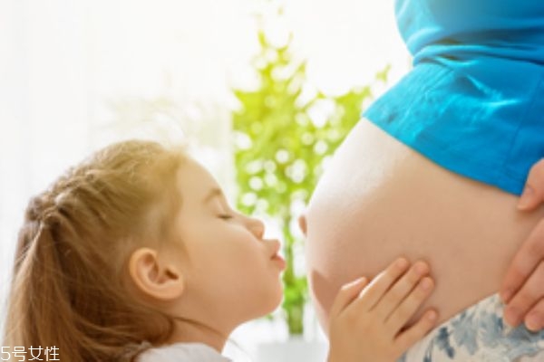 孕妇可以用的防晒霜,娇韵诗防晒霜孕妇可以用吗