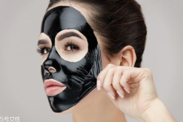敷完面膜后要不要马上洗脸,面膜敷完了以后要不要洗脸 敷完面膜后要不要马上洗脸,面膜敷完了以后要不要洗脸