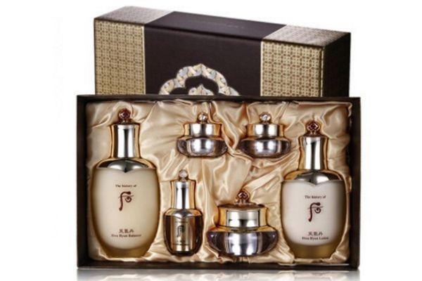 四十五岁以上女人用什么护肤品好,五十多岁女人用什么牌子的护肤品