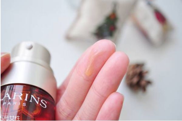 娇韵诗黄金双瓶精华,娇韵诗黄金双瓶和双萃一样吗 娇韵诗黄金双瓶精华,娇韵诗黄金双瓶和双萃一样吗