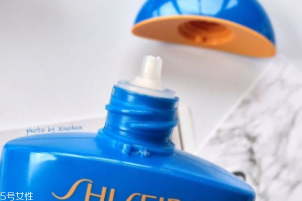 资生堂蓝胖子防晒怎么样,资生堂蓝胖子怎么样?