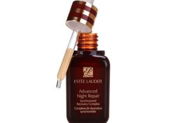 雅诗兰黛小棕瓶的作用,雅诗兰黛小棕瓶的作用和功效