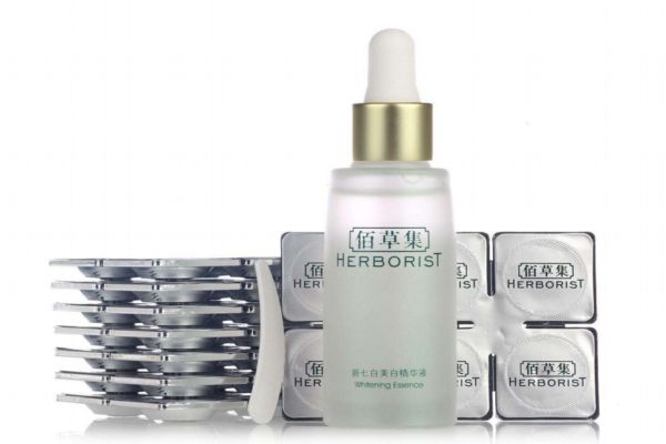 25岁用什么精华液比较好,25岁适合的精华液推荐