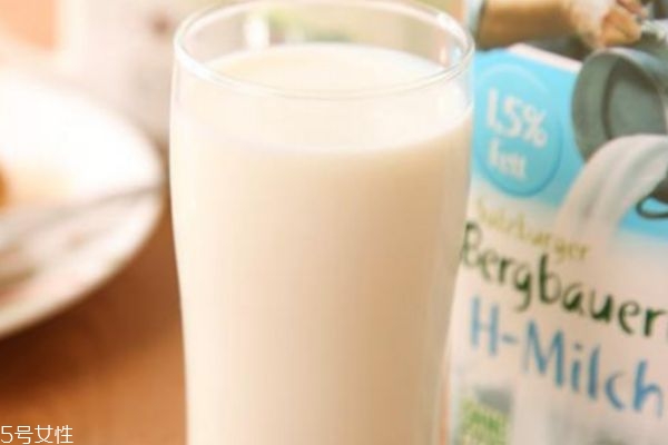 牛奶面膜的功效和作用,牛奶海藻面膜的功效和作用