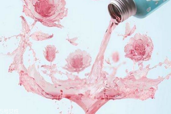 玫瑰爽肤水的功效,玫瑰爽肤水的功效怎么使用