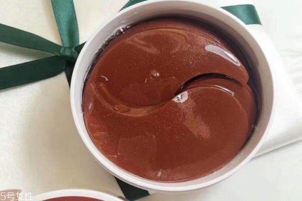 眼膜在护肤品前用还是之后用,眼膜在护肤前用还是护肤后用