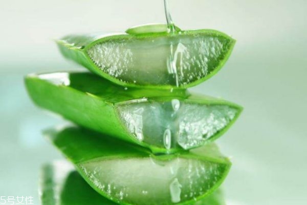 芦荟胶能不能去痘印,去痘印用芦荟胶有用吗