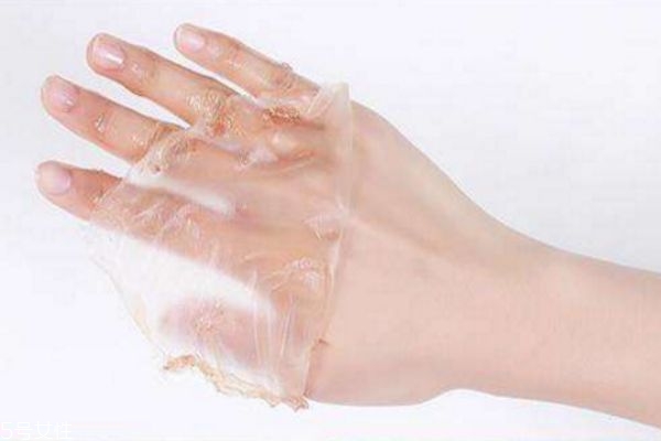 自己在家做手膜要注意四步骤,做手膜的步骤