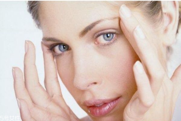 什么牌子精华液好精华液排行榜,大牌精华液排行榜10强