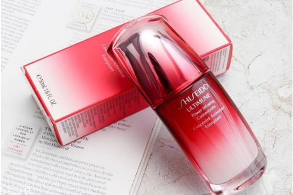 精华乳怎么用,洗面奶精华水精华乳使用步骤